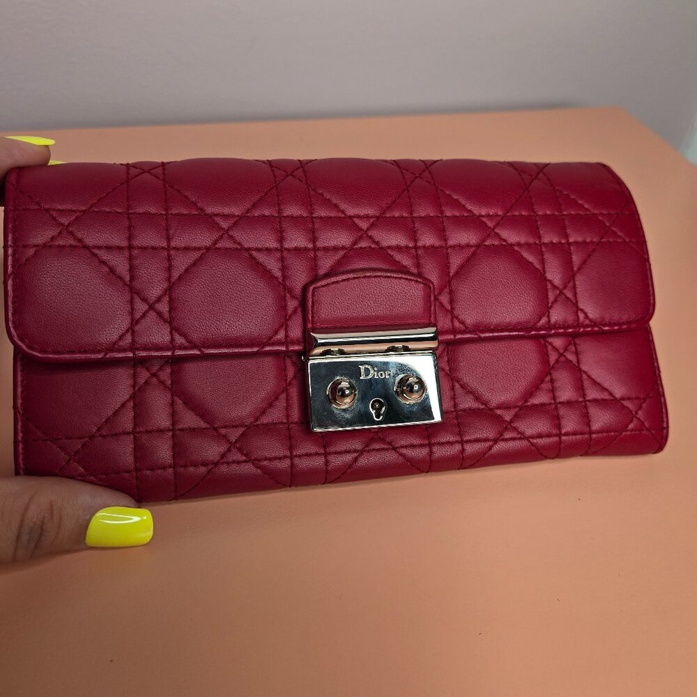 (SOLD)Authentic Christian Dior Lambskin Wallet